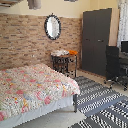Апартаменты Minimal Studio! Кавала Экстерьер фото
